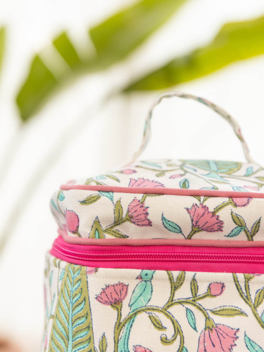 Dilbar Pine Cotton Travel Vanity Case
