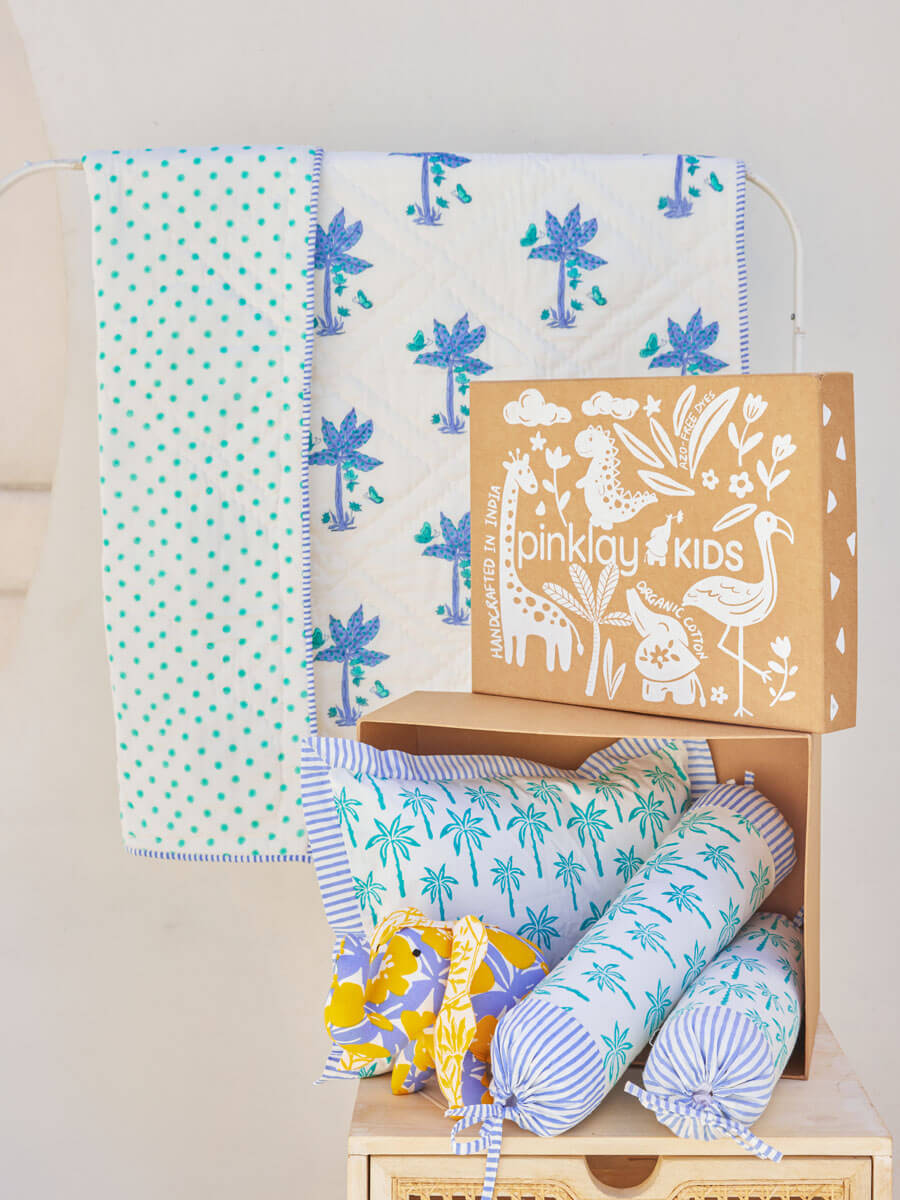 Frosty Palm Infant Gift Bedding Set