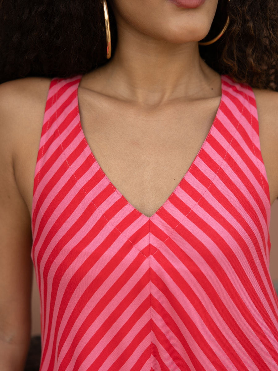 The Queen Sleeveless Dress